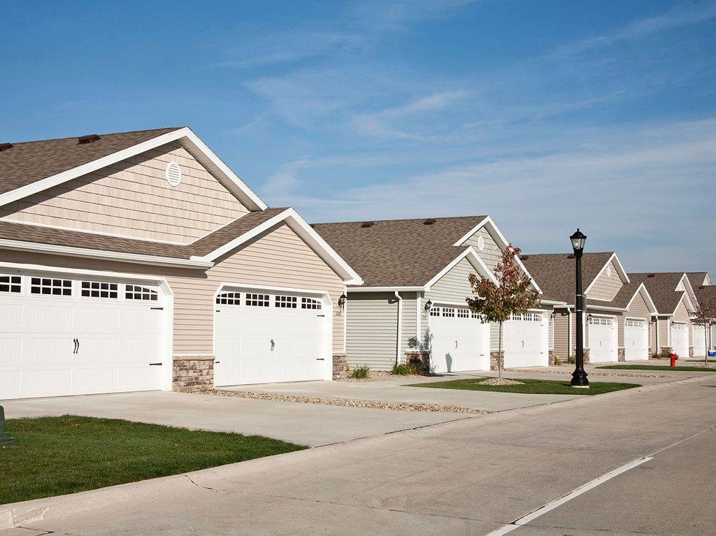 Apartment for rent at Redwood Dewitt, 1320 Clarion Rd, Dewitt, MI 48820