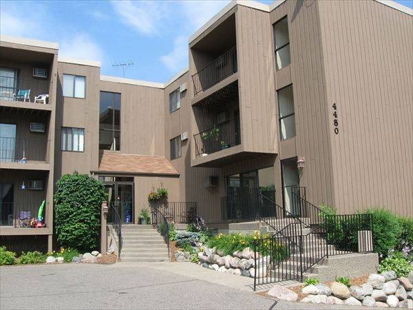 Apartment for rent at Edina Park, 4480 Parklawn Ave, Minneapolis, MN 55435