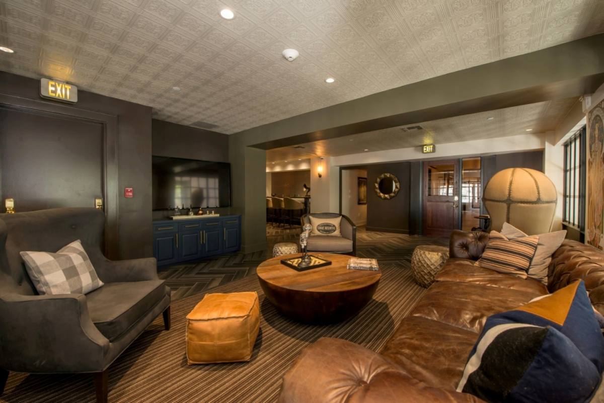 Apartment for rent at Maverick, 400 E Houston St, San Antonio, TX 78205