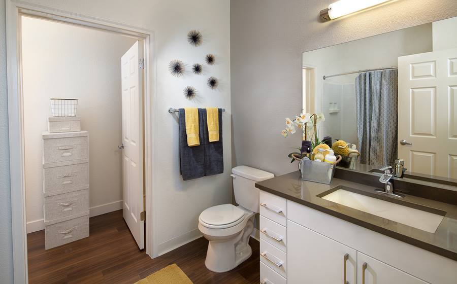 Apartment for rent at Avalon Silicon Valley, 1257 Lakeside Dr, Sunnyvale, CA 94085