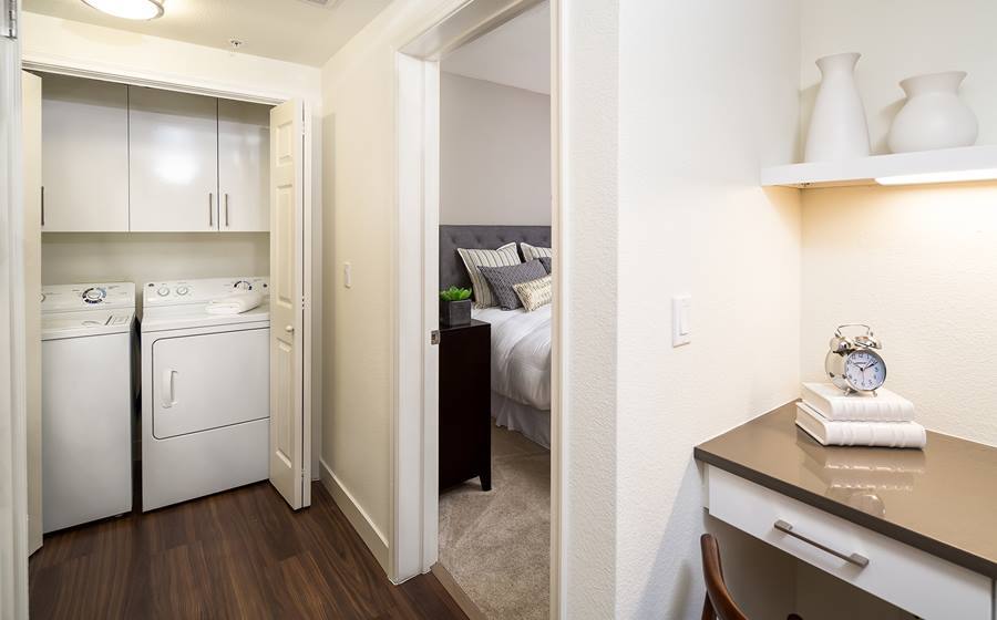 Apartment for rent at Avalon Silicon Valley, 1257 Lakeside Dr, Sunnyvale, CA 94085