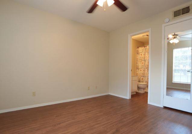 Apartment for rent at Meadow Chase, 4901 Misty Lane, Bay City, TX 77414