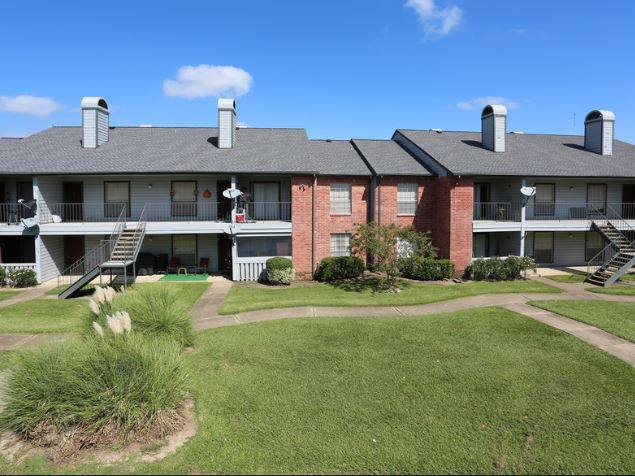 Apartment for rent at Meadow Chase, 4901 Misty Lane, Bay City, TX 77414