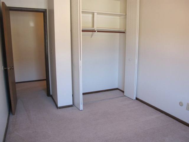 Apartment for rent at Evergreen East - 1281, 1281 Hazelwood St, Saint Paul, MN 55106