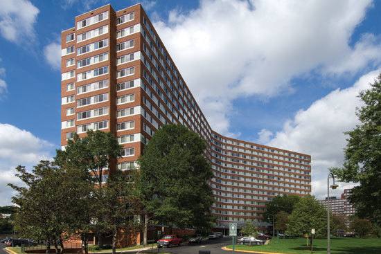 Apartment for rent at Riverhouse, 1400 S Joyce St, Arlington, VA 22202