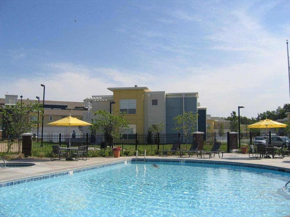 Apartment for rent at Cityview, 2600 Cityview Dr, Kansas City, MO 64116
