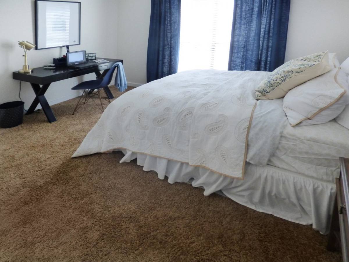 Apartment for rent at Knolls, 220 Knolls Place, Nashville, TN 37211