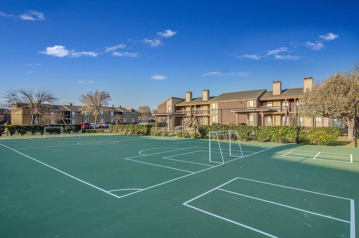 Apartment for rent at Keller Oaks, 2121 Marsh Lane, Carrollton, TX 75006