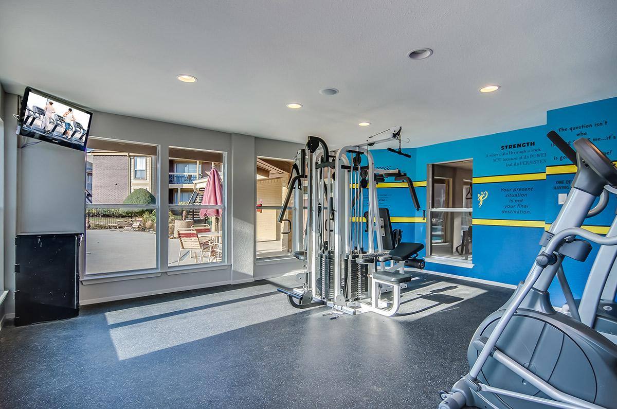 Apartment for rent at Keller Oaks, 2121 Marsh Lane, Carrollton, TX 75006