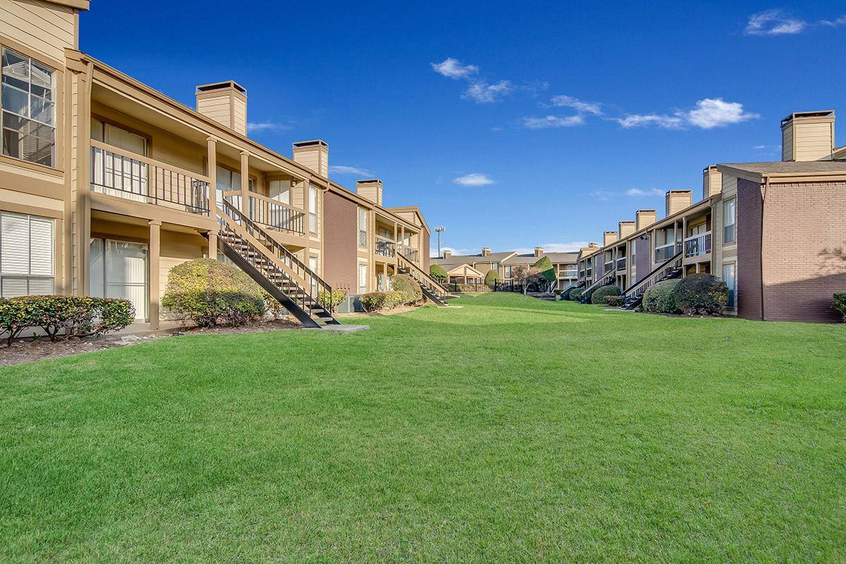Apartment for rent at Keller Oaks, 2121 Marsh Lane, Carrollton, TX 75006