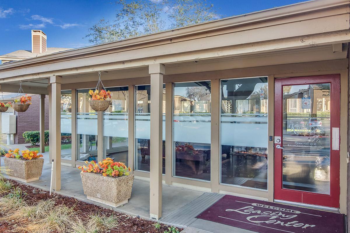Apartment for rent at Keller Oaks, 2121 Marsh Lane, Carrollton, TX 75006
