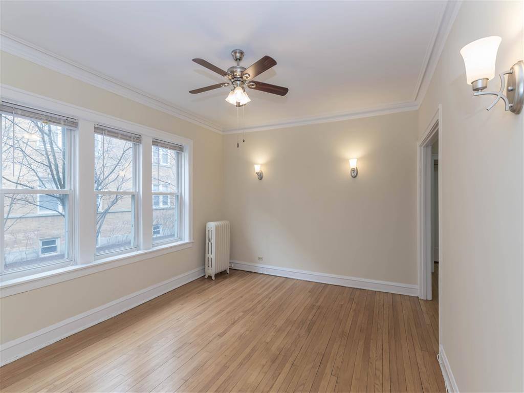 Apartment for rent at Ashland Manor, 4874 N Ashland Ave, Chicago, IL 60640