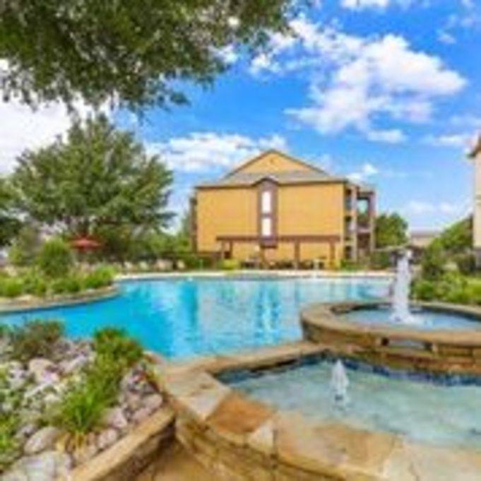 Apartment for rent at Limestone Ranch, 650 E Vista Ridge Mall Dr, Lewisville, TX 75067