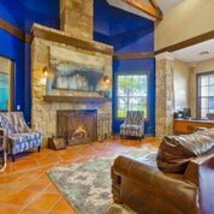 Apartment for rent at Limestone Ranch, 650 E Vista Ridge Mall Dr, Lewisville, TX 75067