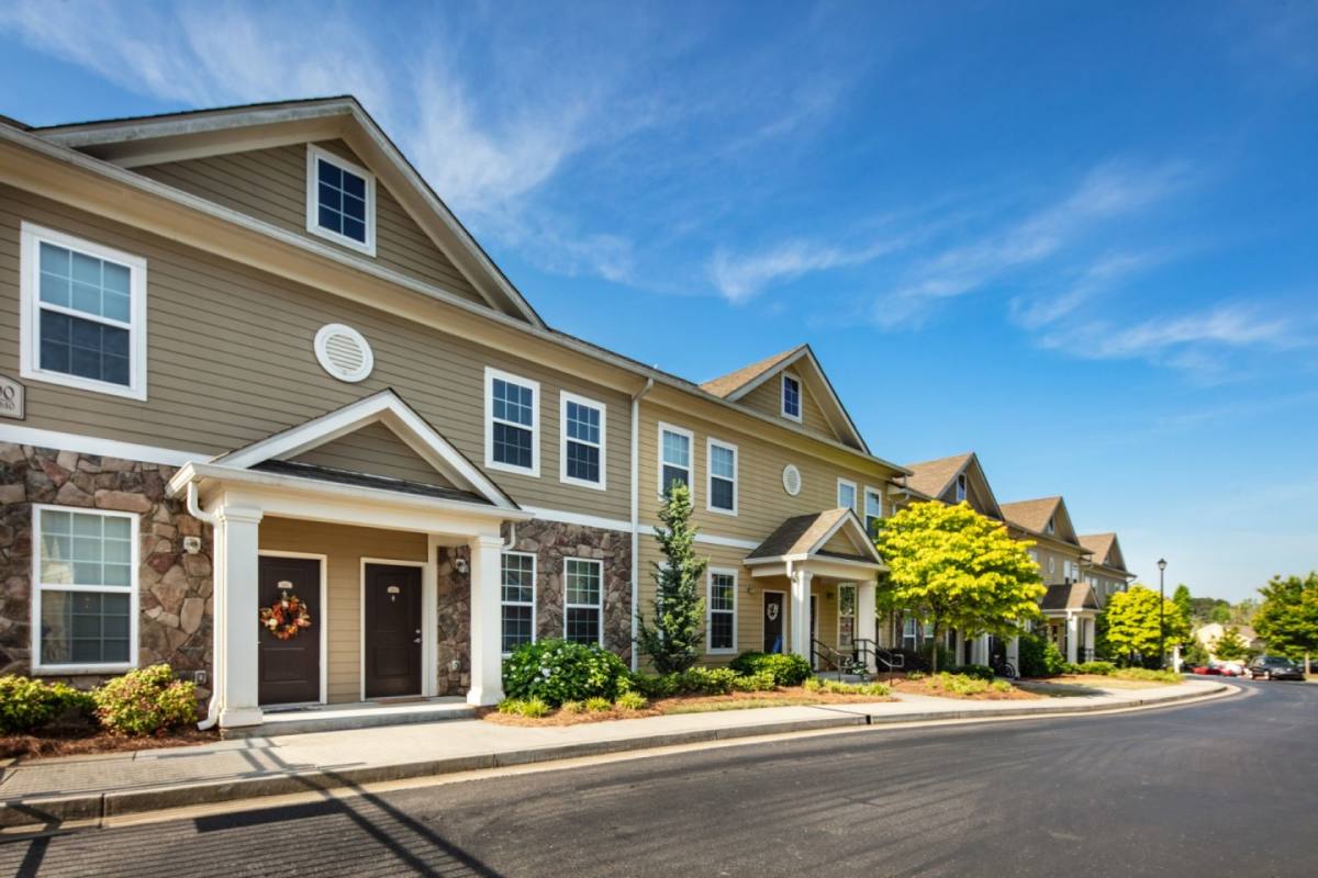 Townhouse for rent at Summit Crossing, 3920 Ivy Summit Court, Cumming, GA 30041