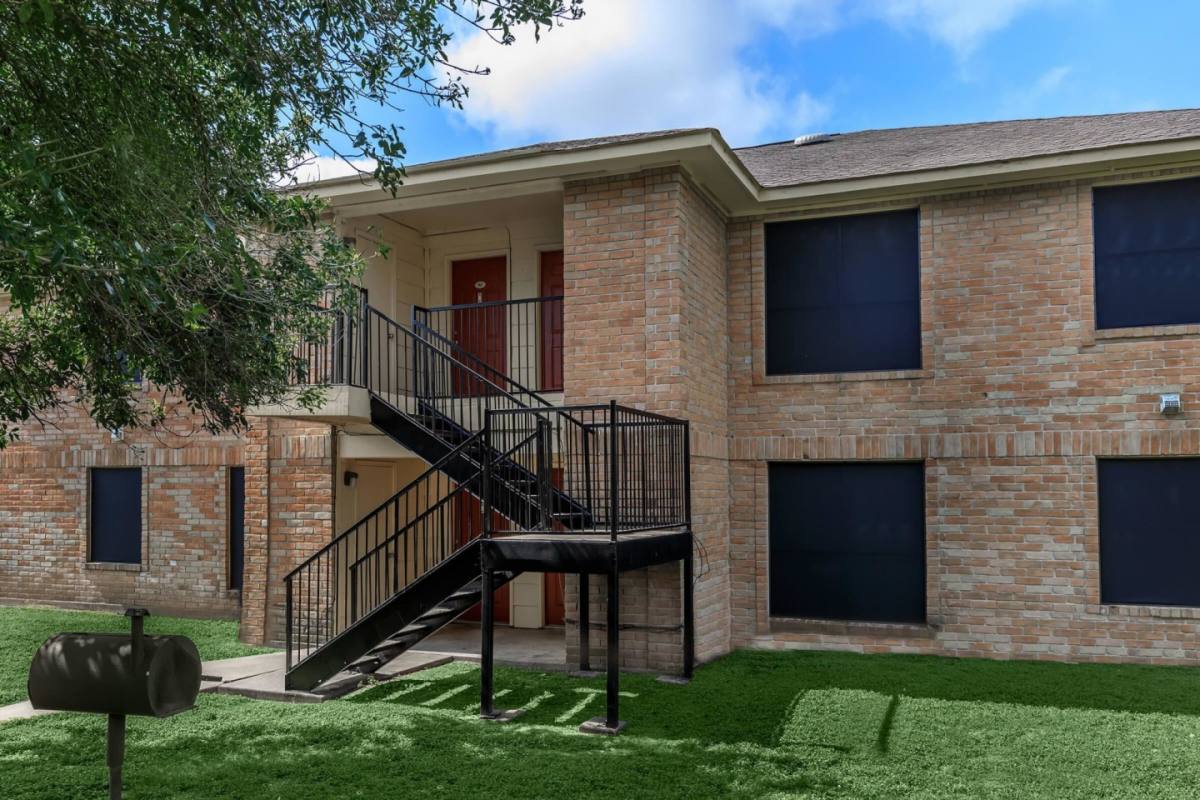 Apartment for rent at Beeville Station, 500 S Hillside Dr, Beeville, TX 78102