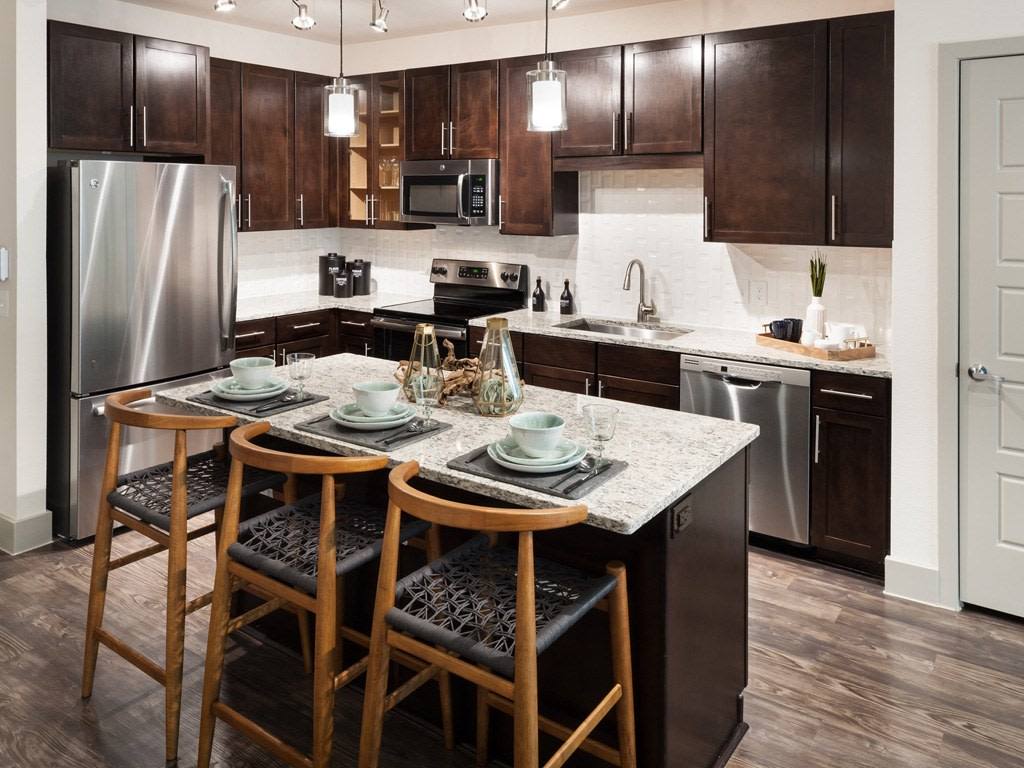 Apartment for rent at The Flats at Alta Leftbank, 2300 W 5th St, Fort Worth, TX 76107