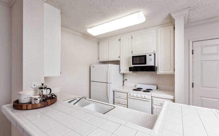 Apartment for rent at Eaves Mountain View at Middlefield, 555 W Middlefield Rd, Mountain View, CA 94043