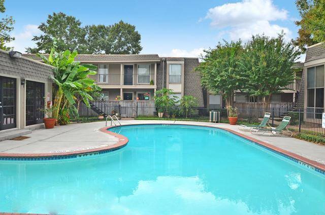 Apartment for rent at The Crest, 2300 Wilcrest Dr, Houston, TX 77042