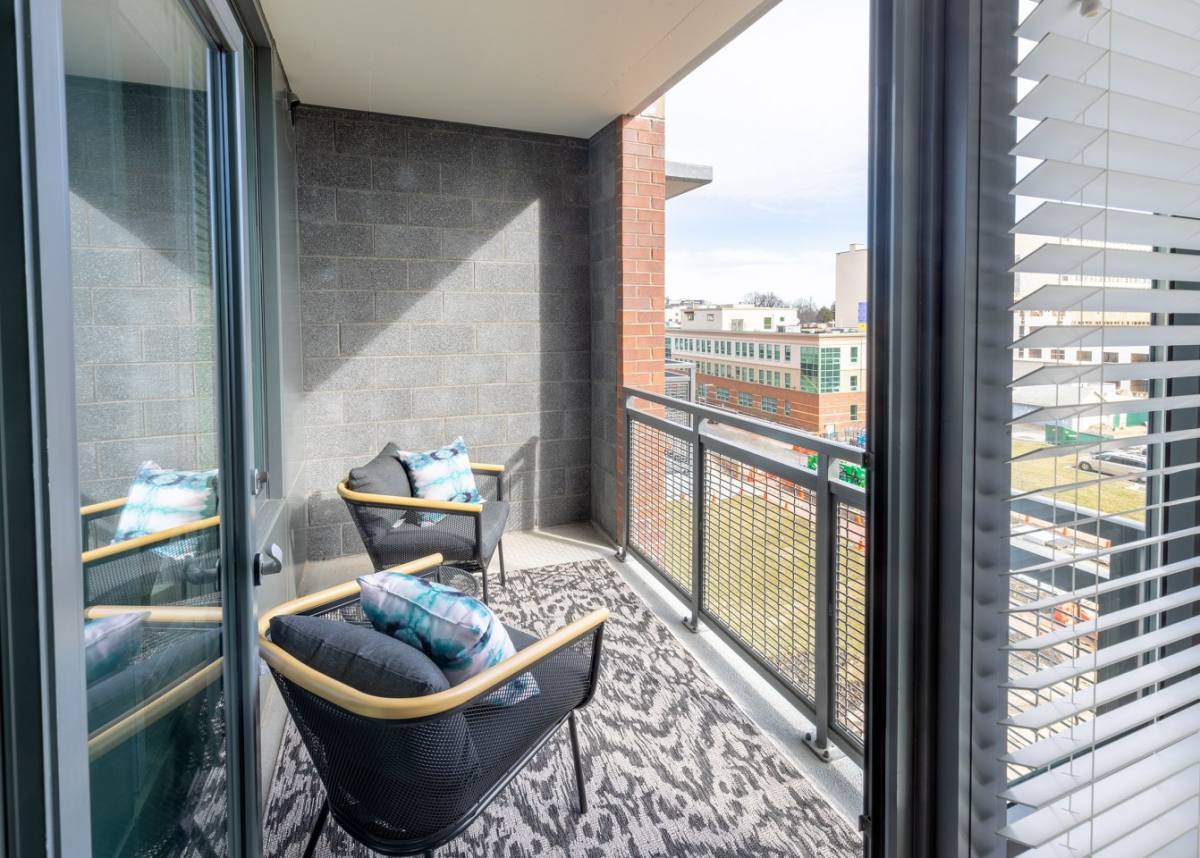 Townhouse for rent at Thayer & Spring, 915 Silver Spring Ave, Silver Spring, MD 20910