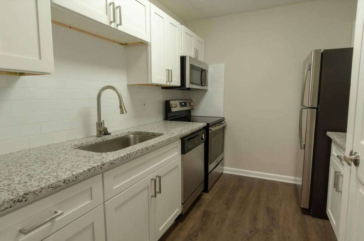 Apartment for rent at Arbor Ridge, 150 Chateau Terrace, Athens, GA 30606