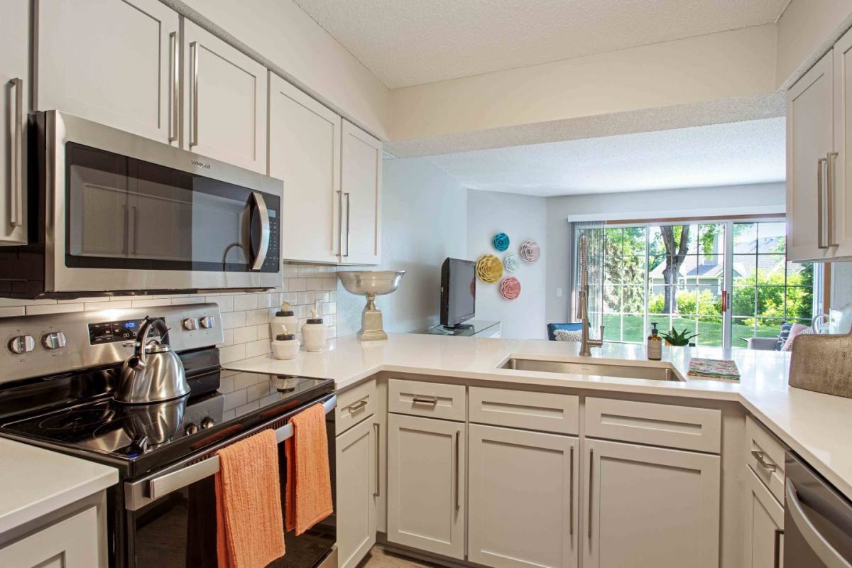 Townhouse for rent at Seasons Villas & Townhomes, 8630 Summer Wind Alcove, Saint Paul, MN 55125