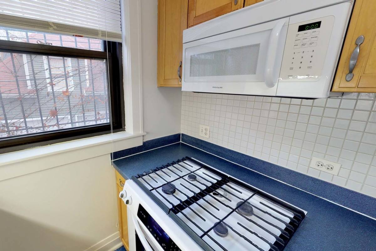 Apartment for rent at 5535 S Kimbark Ave, Chicago, IL 60637