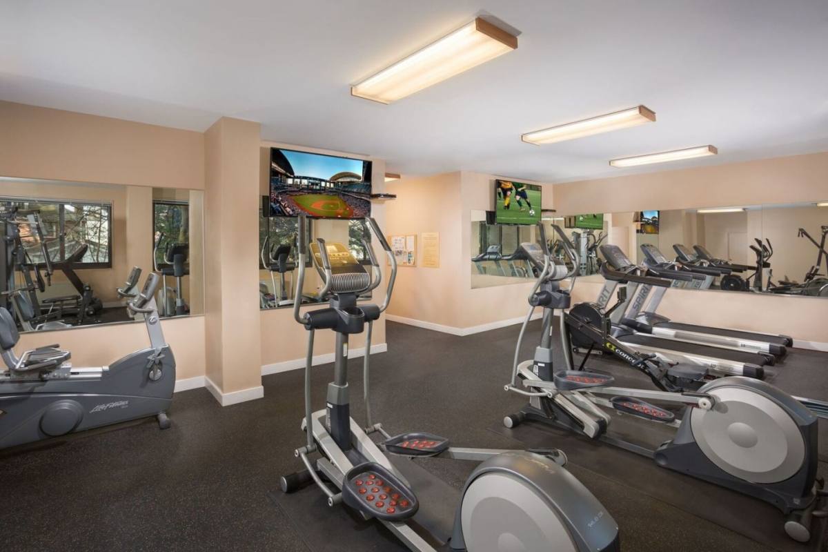 Apartment for rent at Cole Spring Plaza, 1001 Spring St, Silver Spring, MD 20910