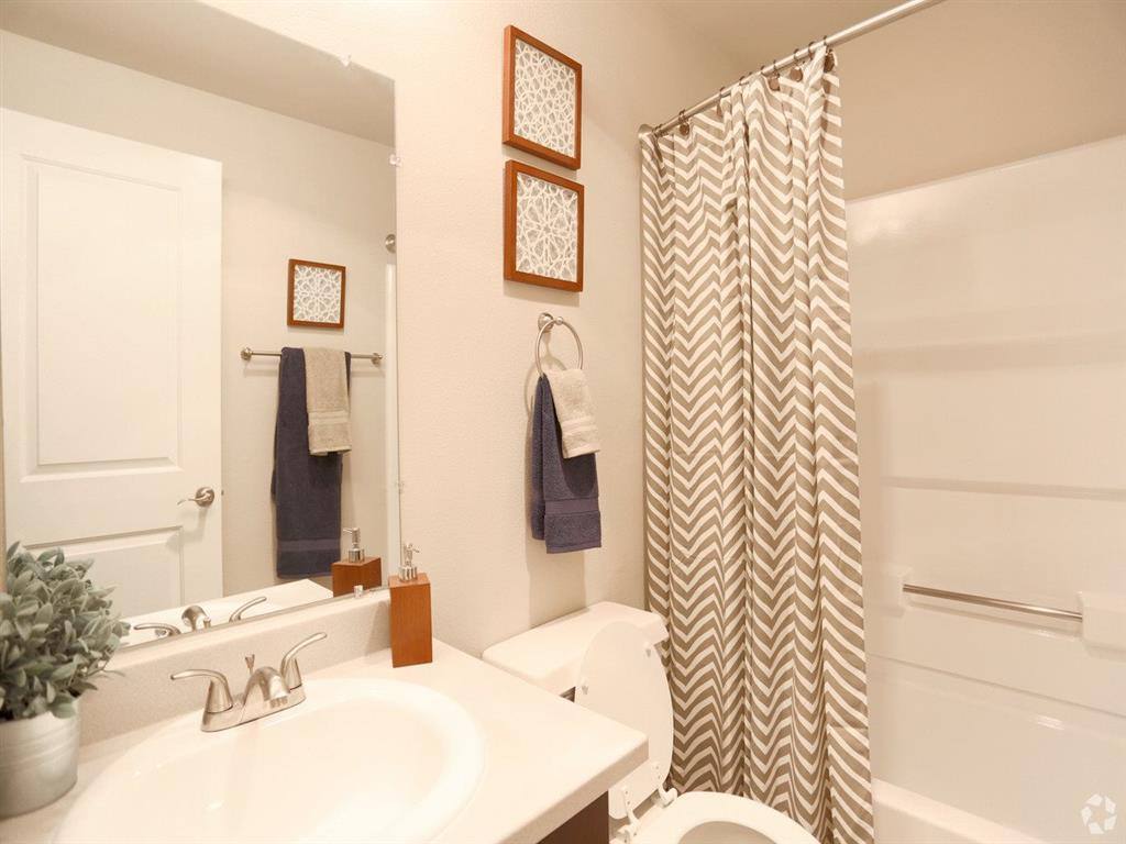 Apartment for rent at Boulder Creek Apartment Homes, 6600 SW Wilsonville Rd, Wilsonville, OR 97070