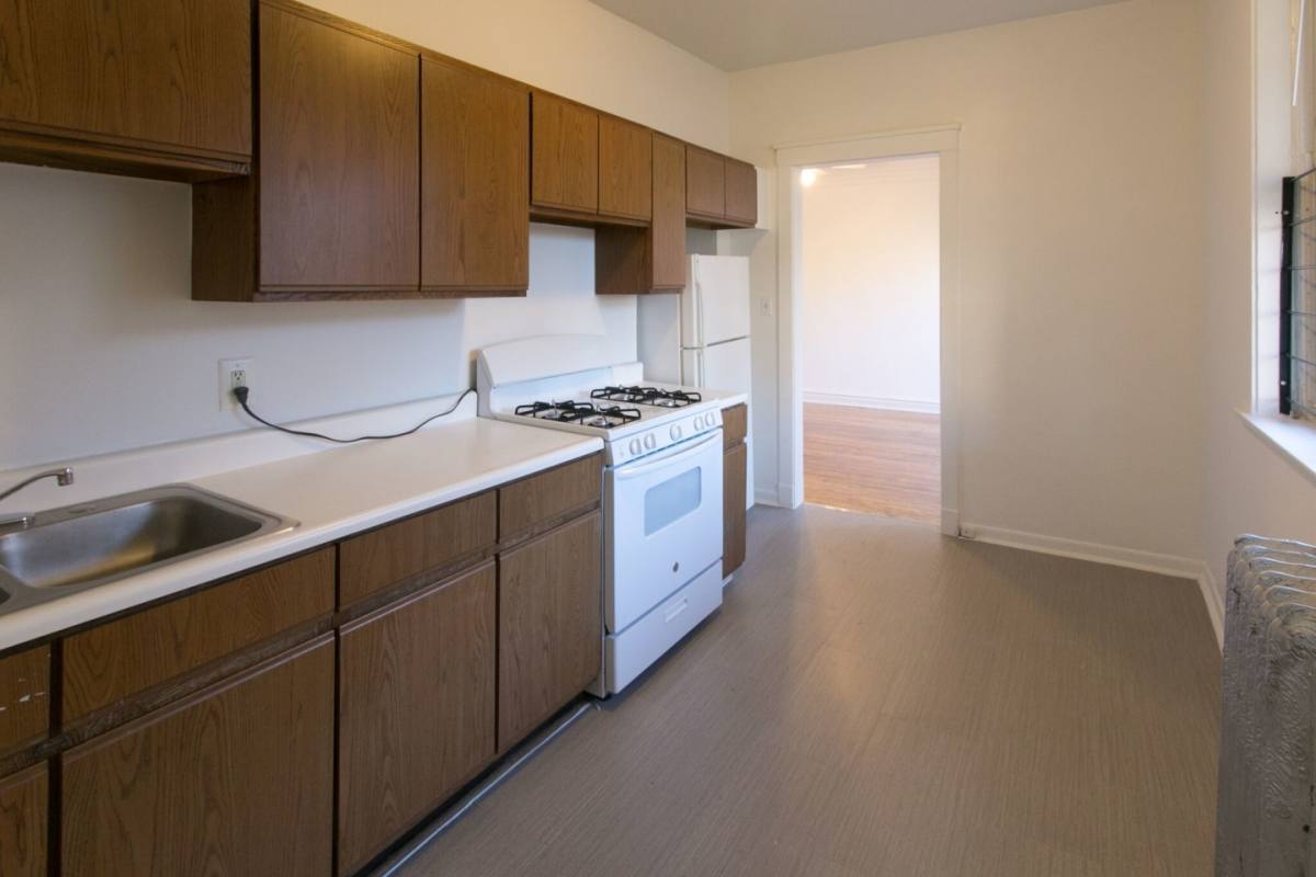Apartment for rent at 5715-5725 S Kimbark Avenue, 5715 S Kimbark Ave, Chicago, IL 60661