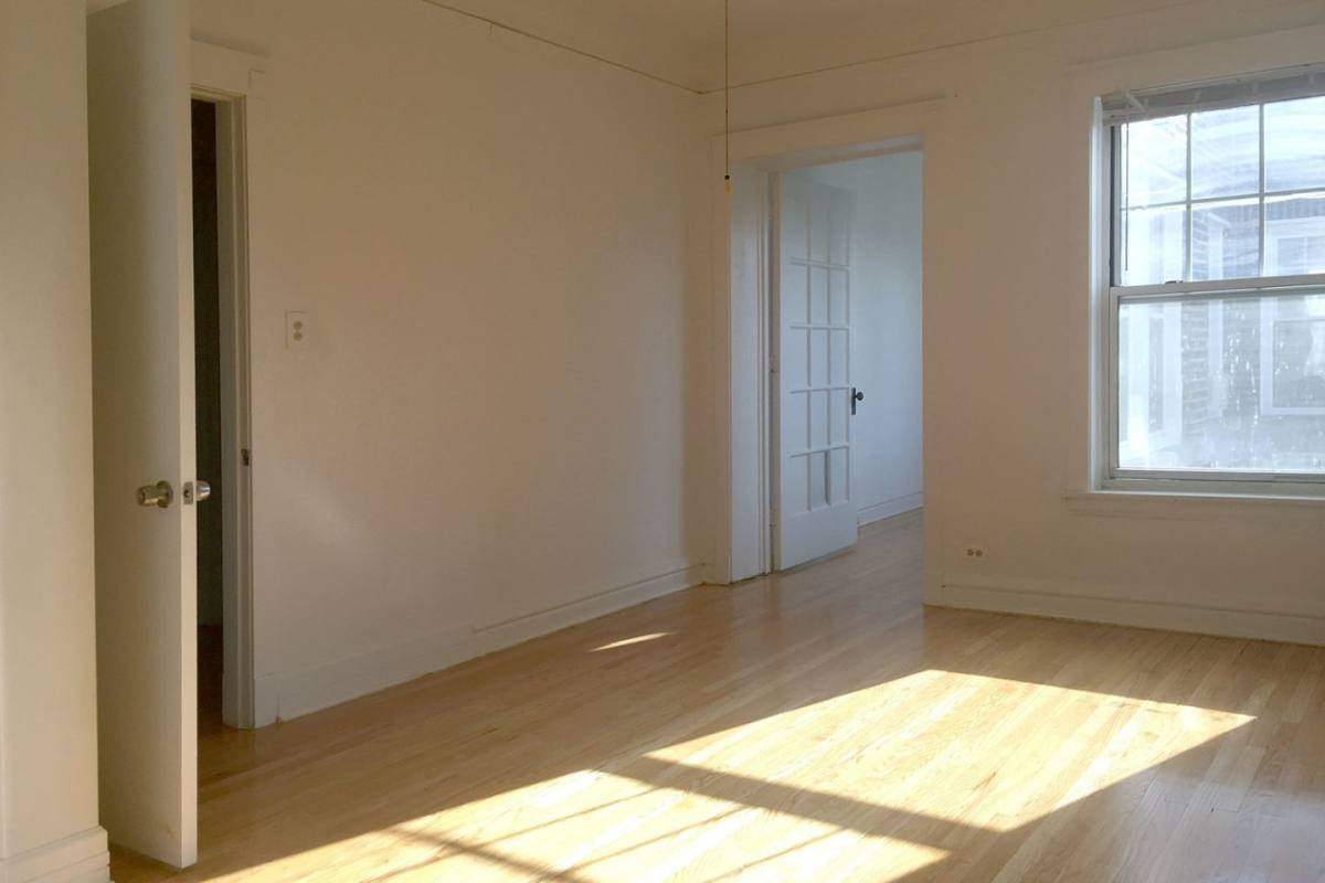 Apartment for rent at 5715-5725 S Kimbark Avenue, 5715 S Kimbark Ave, Chicago, IL 60661