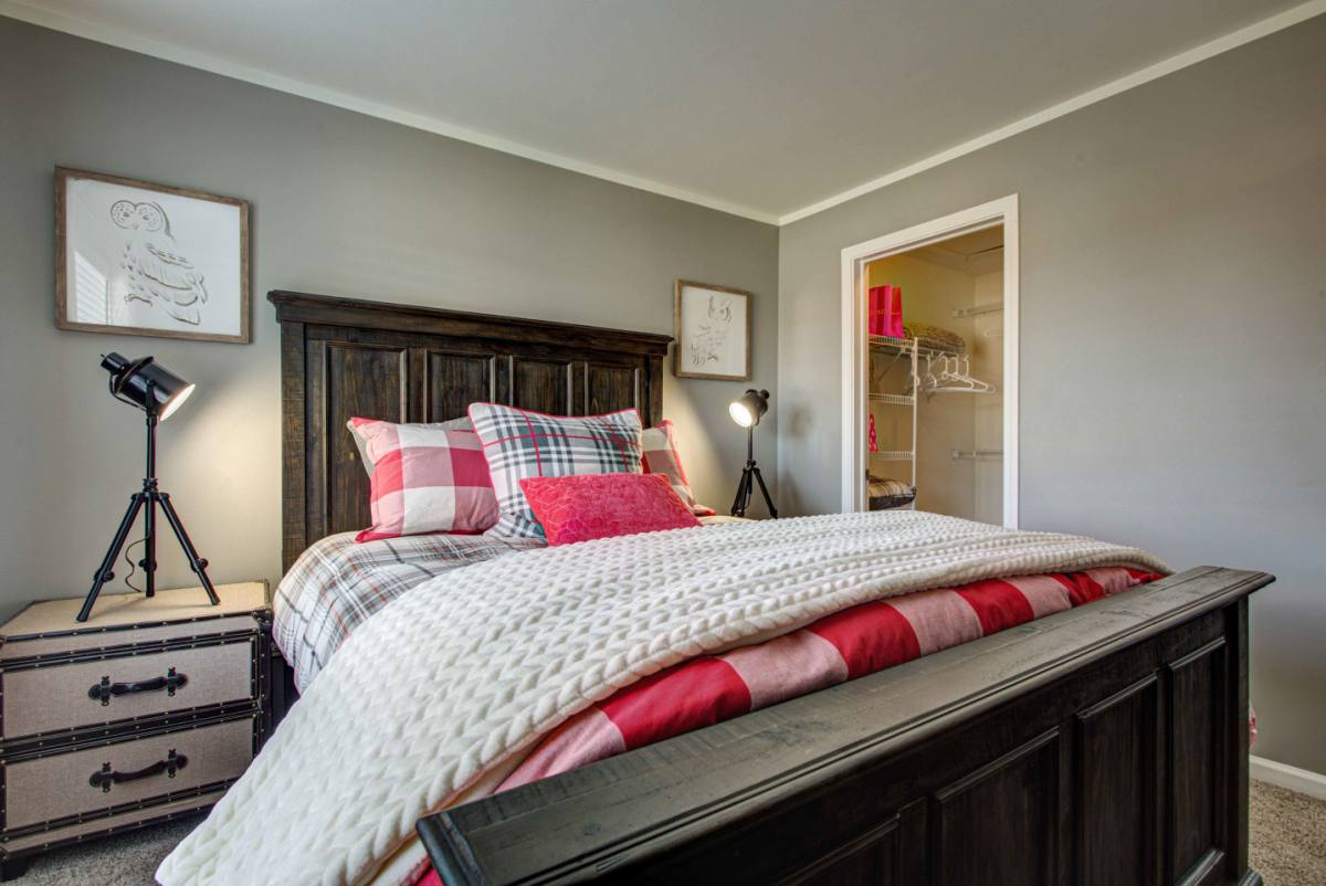 Apartment for rent at Orchard Village, 1240 W Indian Trail Rd, Aurora, IL 60506