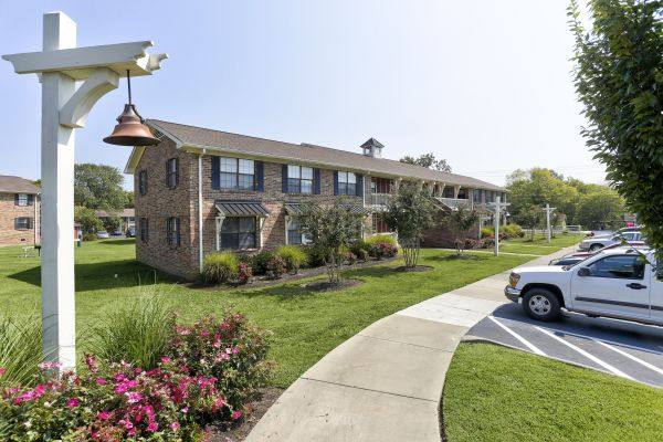 Apartment for rent at The Reserve at Drakes Creek, 231 New Shackle Island Rd, Hendersonville, TN 37075