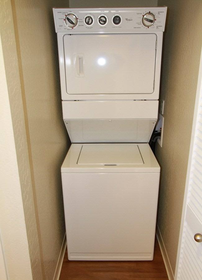 Apartment for rent at View at Marin, 300 Channing Way, San Rafael, CA 94903