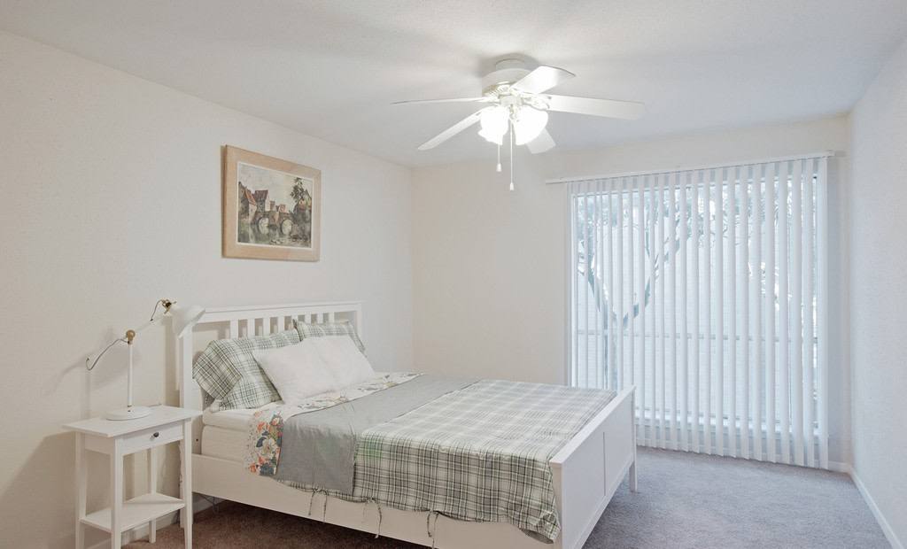 Apartment for rent at Pont Alba, 4301 Bissonnet St, Bellaire, TX 77401