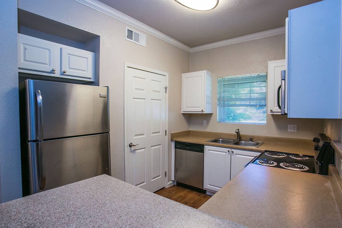 Apartment for rent at Rolling Oaks, 3700 Lyon Rd, Fairfield, CA 94534
