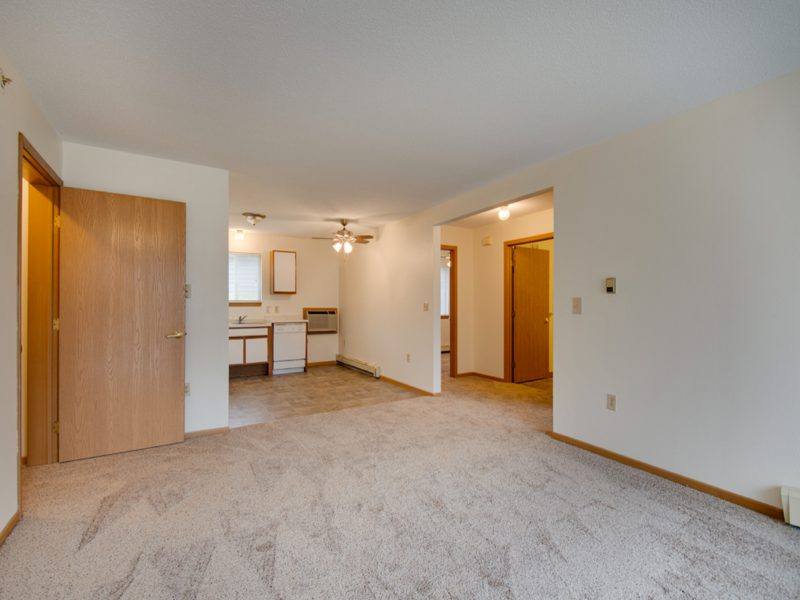 Apartment for rent at Oakhaven Estates, 1110-1150 7th St SE, Saint Cloud, MN 56304
