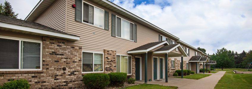 Apartment for rent at Oakhaven Estates, 1110-1150 7th St SE, Saint Cloud, MN 56304