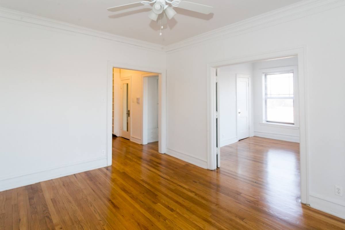 Apartment for rent at 5300-5308 S Greenwood Avenue, 5300 S Greenwood Ave, Chicago, IL 60615
