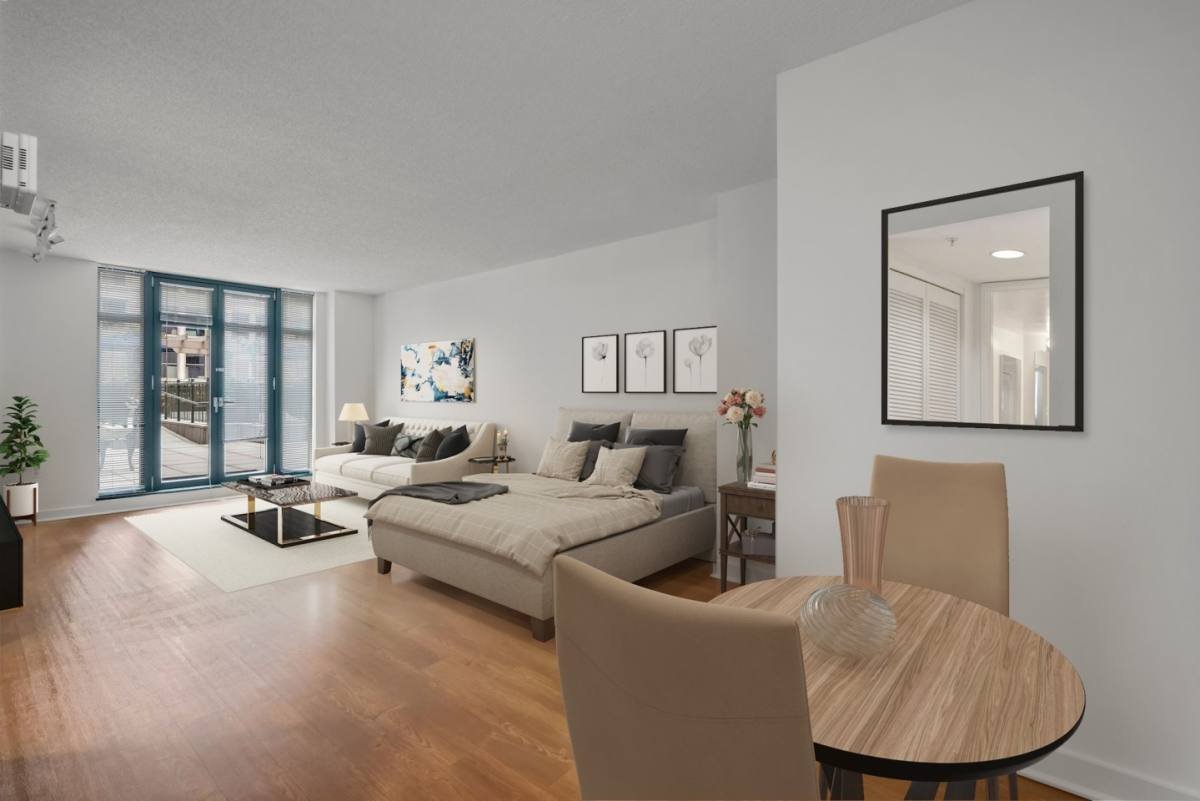 Apartment for rent at The Lexington at Market Square, 400 8th St NW, Washington, DC 20004