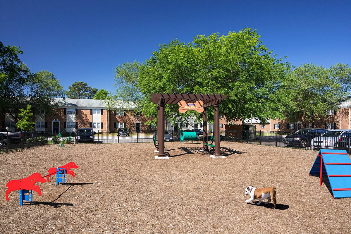 Townhouse for rent at Cambridge, 5109 Goldsboro Dr, Newport News, VA 23605