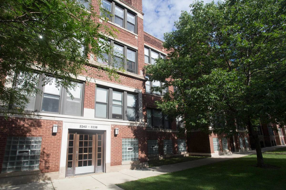 Apartment for rent at 5234-5244 S Ingleside Ave, 5234 S Ingleside Ave, Chicago, IL 60615