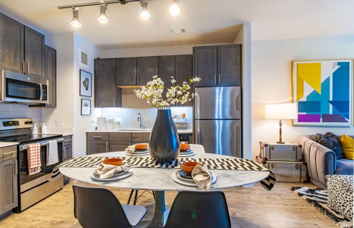 Apartment for rent at Cortland at Phipps Plaza, 707 Park Ave NE, Atlanta, GA 30326
