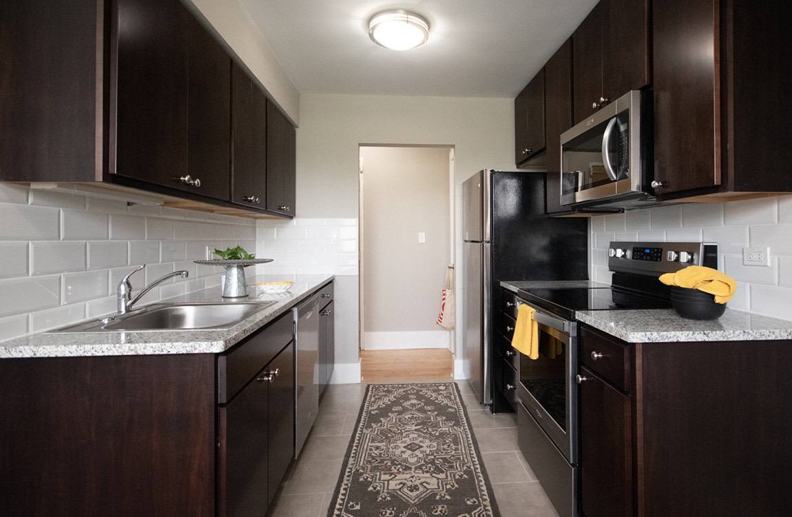 Apartment for rent at 6720 N Sheridan Rd, Chicago, IL 60626
