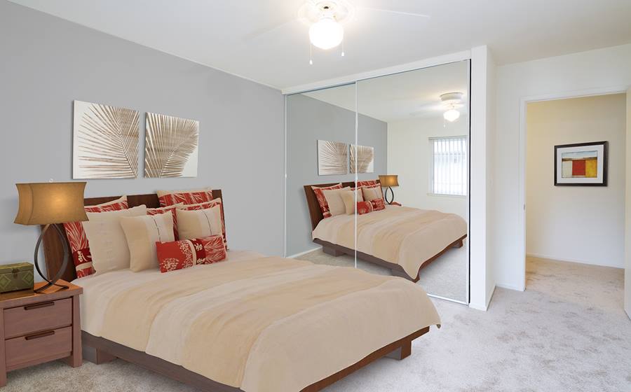 Apartment for rent at Eaves Creekside, 151 Calderon Ave, Mountain View, CA 94041