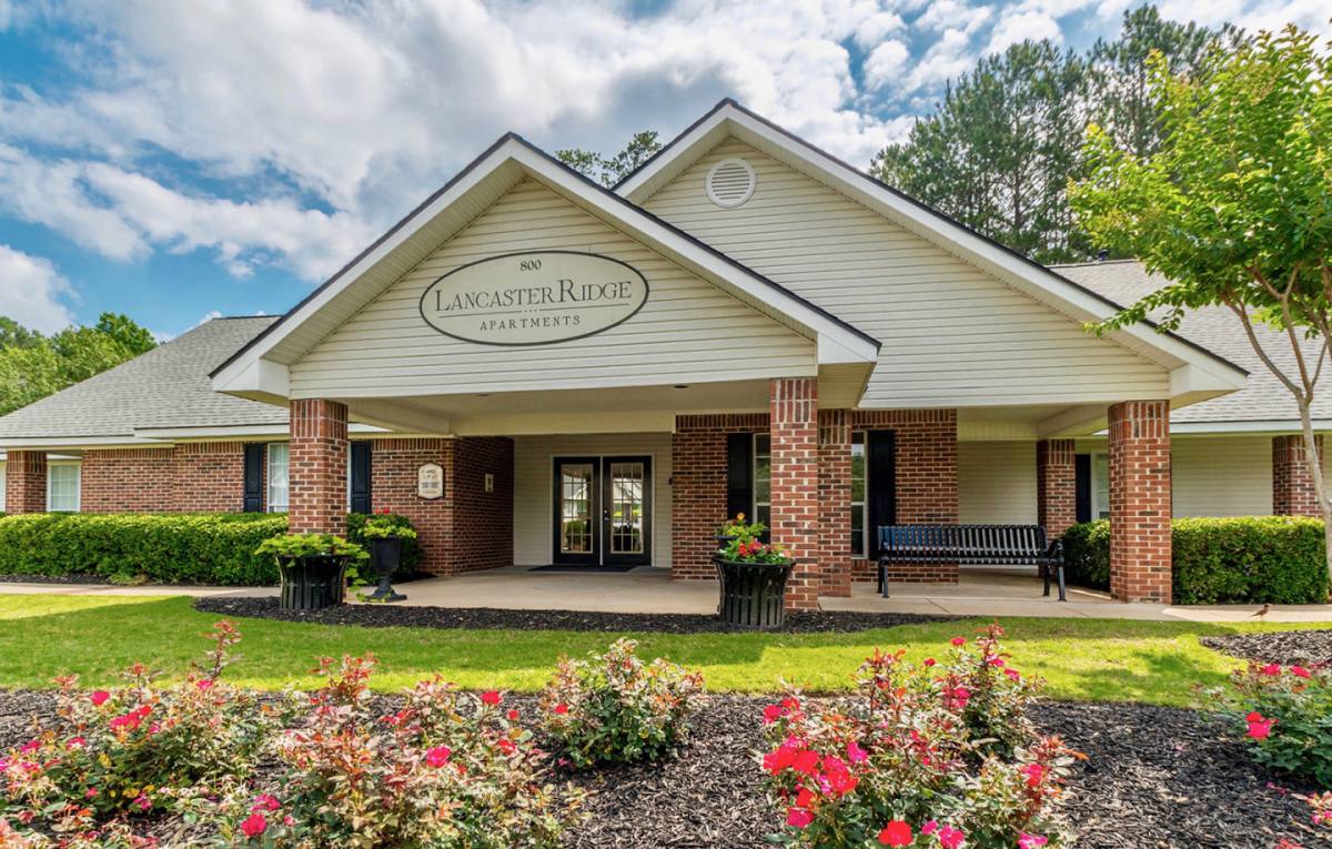 Apartment for rent at Lancaster Ridge, 800 Hickory Knoll Dr, Canton, GA 30114