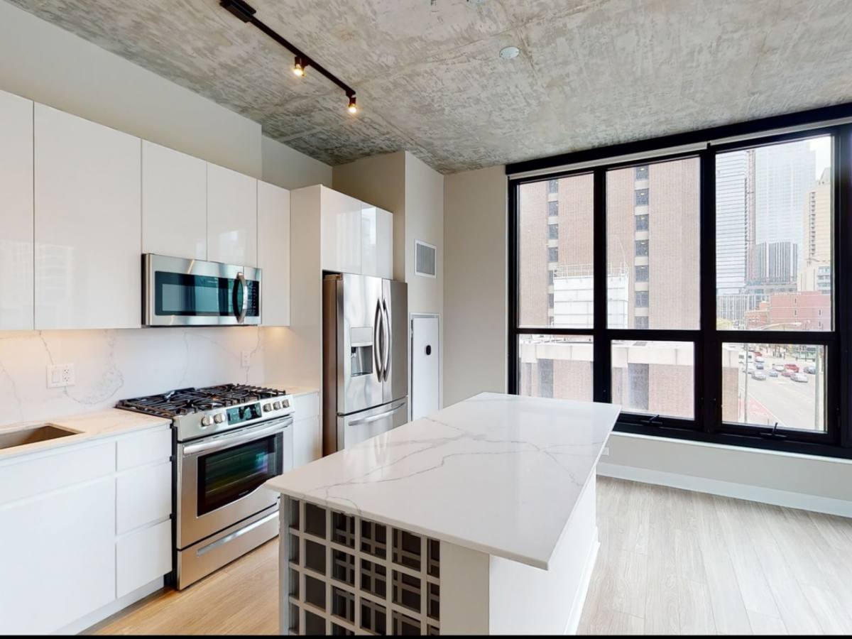 Apartment for rent at Amli 808, 808 N Wells St, Chicago, IL 60610