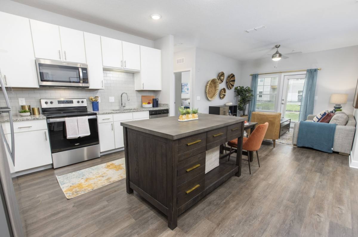 Apartment for rent at Argyle Lake at Oakleaf Town Center, 9849 Crosshill Blvd, Jacksonville, FL 32222
