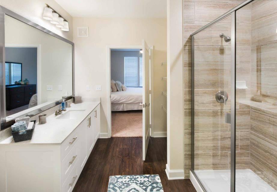 Apartment for rent at The Point at Town Center, 5116 Gate Parkway, Jacksonville, FL 32256
