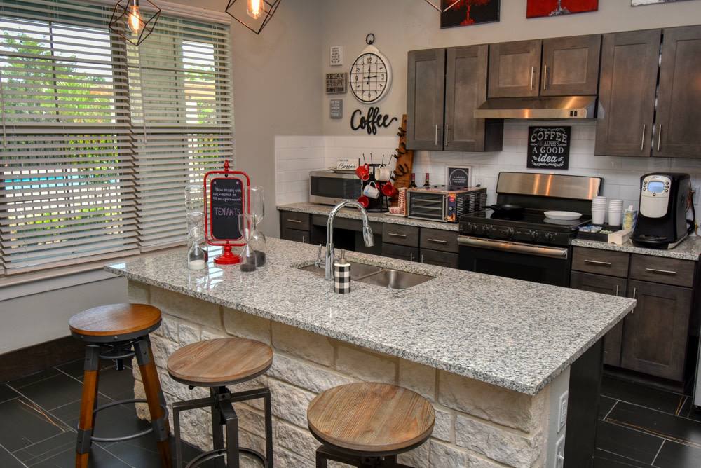 Apartment for rent at Clark Ridge Canyon, 8200 Clark Springs Dr, Dallas, TX 75236